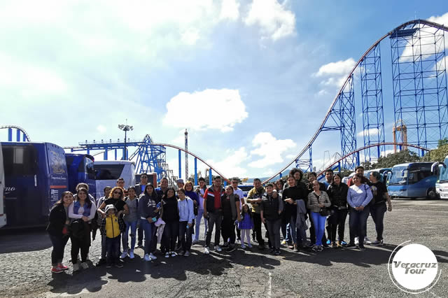Excursión a Six Flags Saliendo De Veracruz, Cardel y Xalapa
